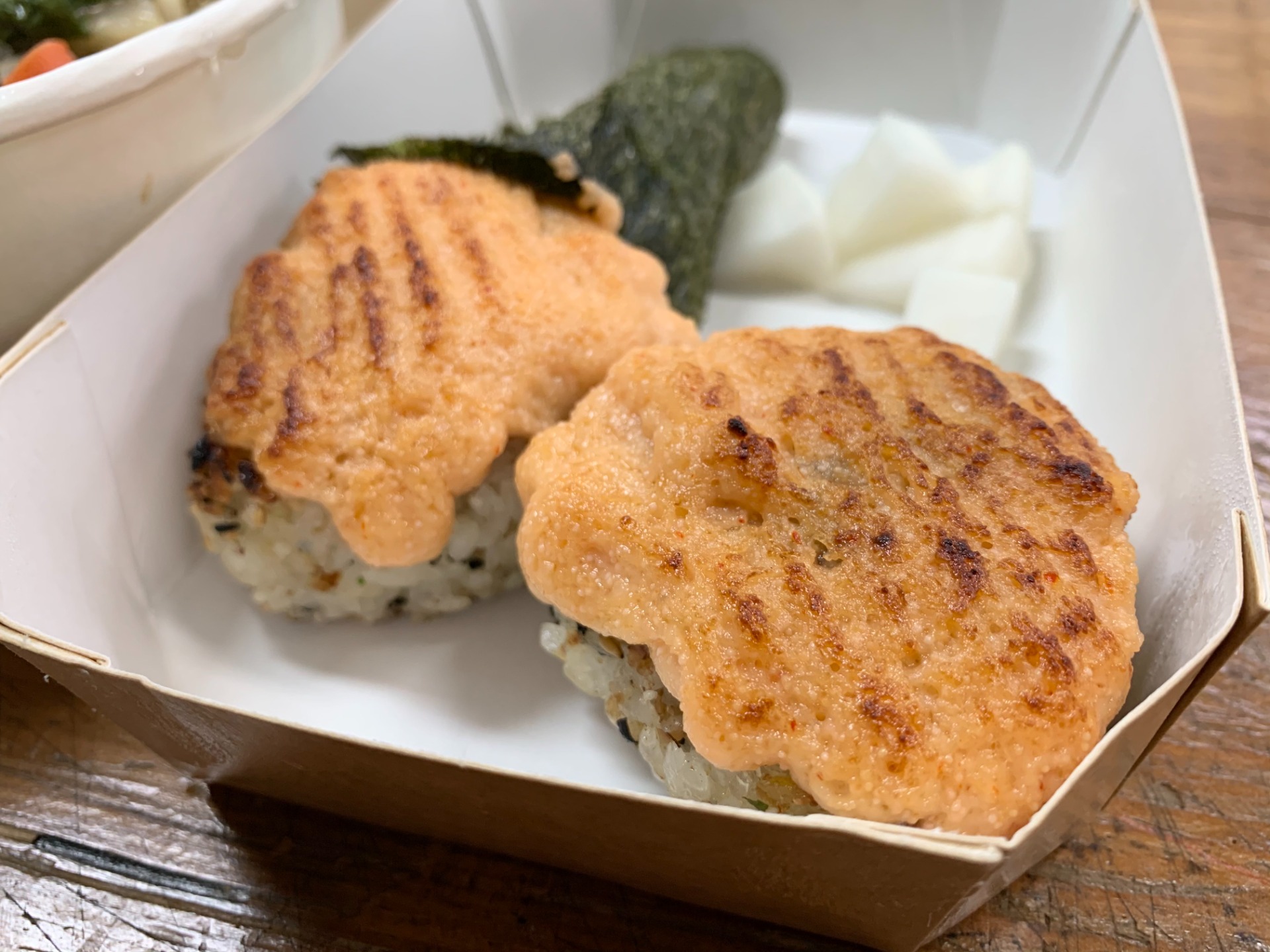 游壽司麗水店的明太子烤飯糰